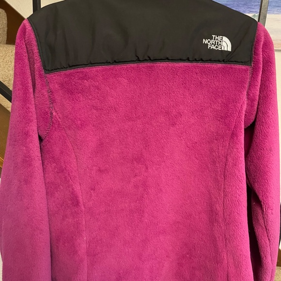 North Face Fleece Jacket - Picture 4 of 4